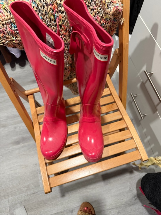 Hunter Shoes - Hunter Women's Tall Gloss Rain Boots - Bright Pink